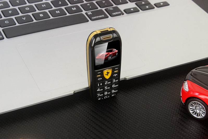 Кнопочный мини телефон с двумя SIM-картами BF488 черный