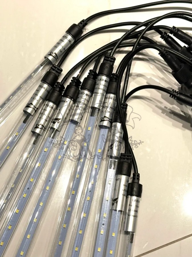 Гирлянда уличная Тающие сосульки 12V комплект 10 шт х 50 см IP68, 540 LED 10 метров белый свет с соединением