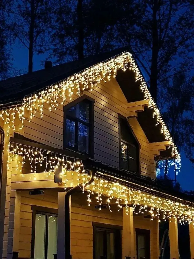 Гирлянда Бахрома уличная 12 м IP65 408 LED мерцающая (Белый теплый) черный провод каучук