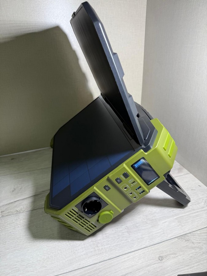 Портативный генератор Browey 1600W с солнечной панелью 40W акб 320000 mAh 220V