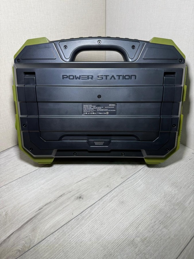 Портативный генератор Browey 1600W с солнечной панелью 40W акб 320000 mAh 220V