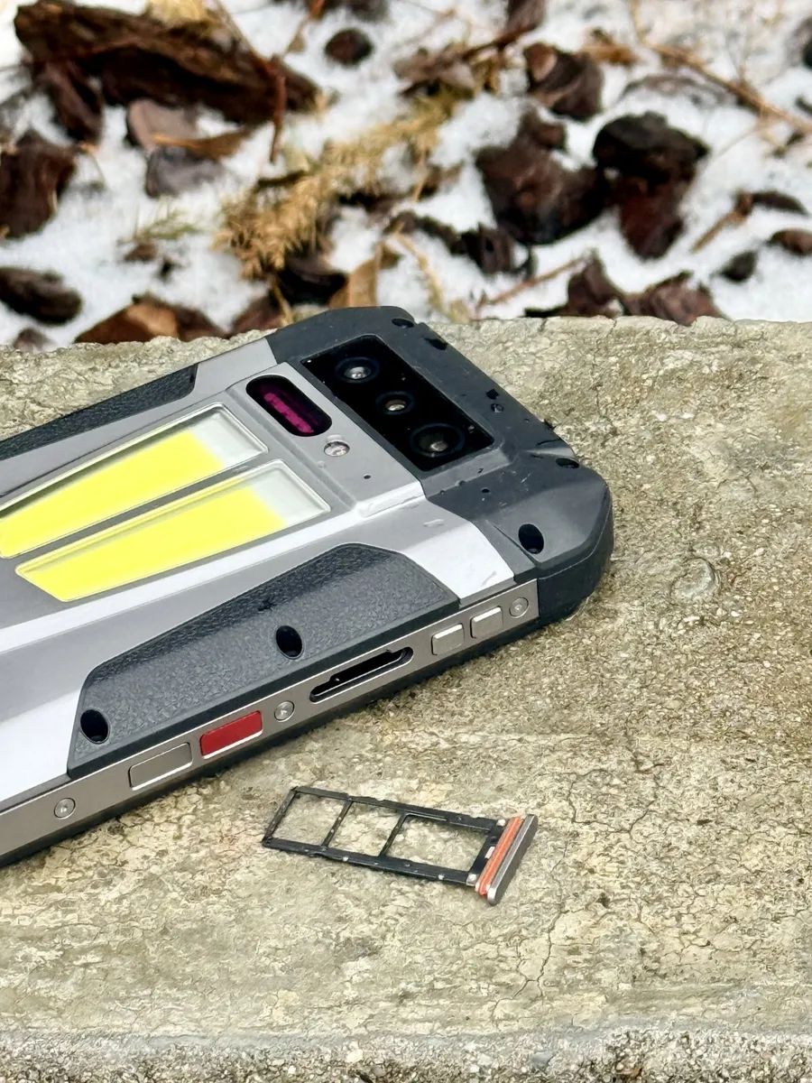 Смартфон Unihertz Tank 4 12/512 ГБ встроенный проектор